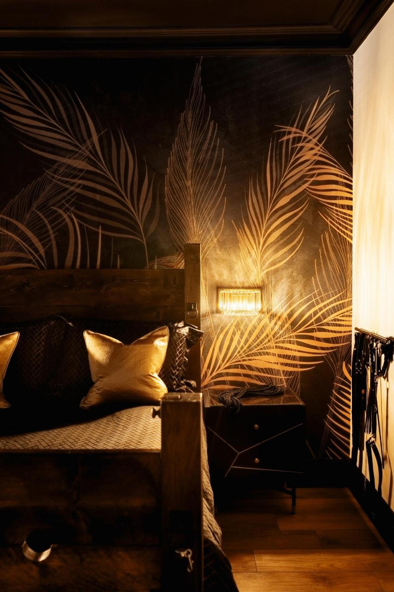 Casa Amor - Kinky Adult Only Stoke-on-Trent Экстерьер фото