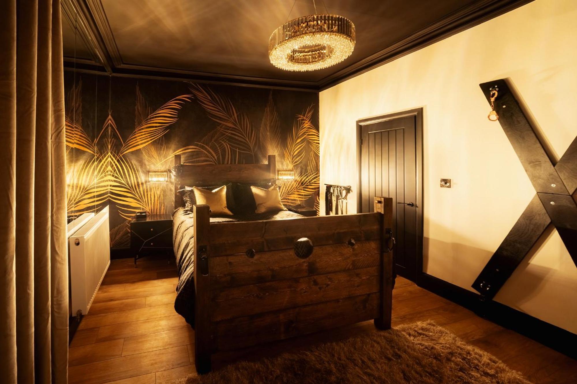 Casa Amor - Kinky Adult Only Stoke-on-Trent Экстерьер фото
